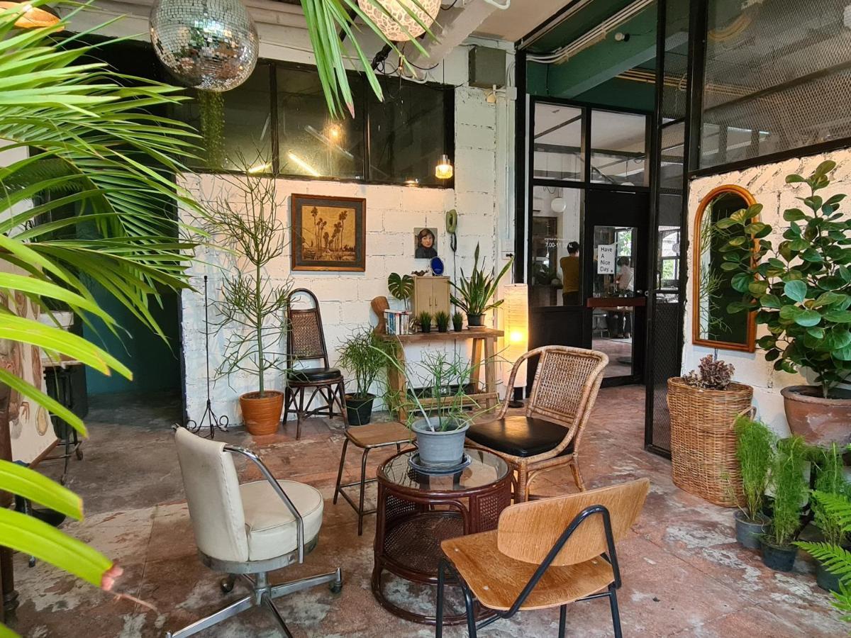 Hand Hotel Bang Saen Exterior photo